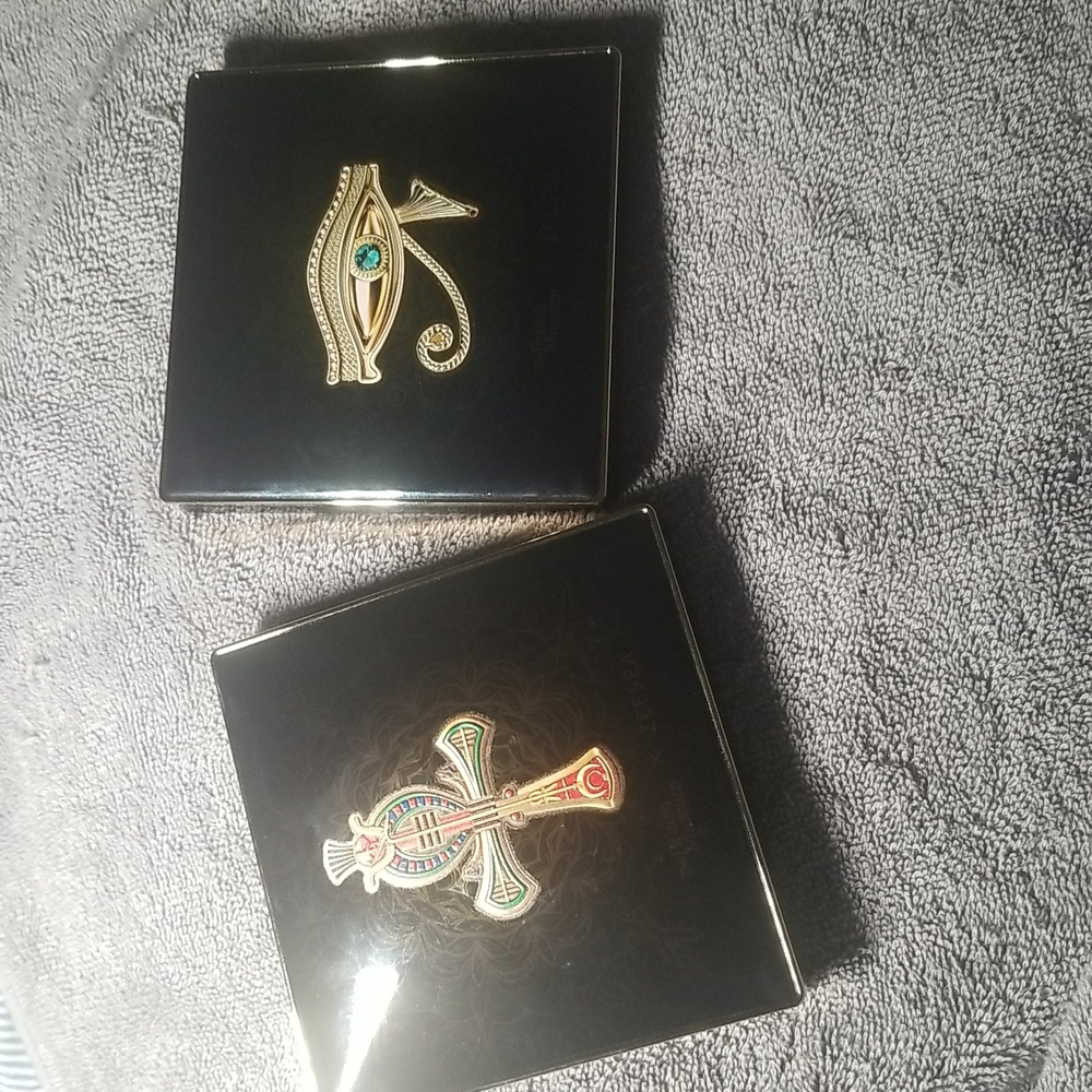 Zeesea eyeshadow palettes